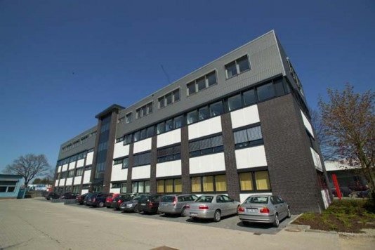 Büro- und Gewerbehaus, Verwaltung